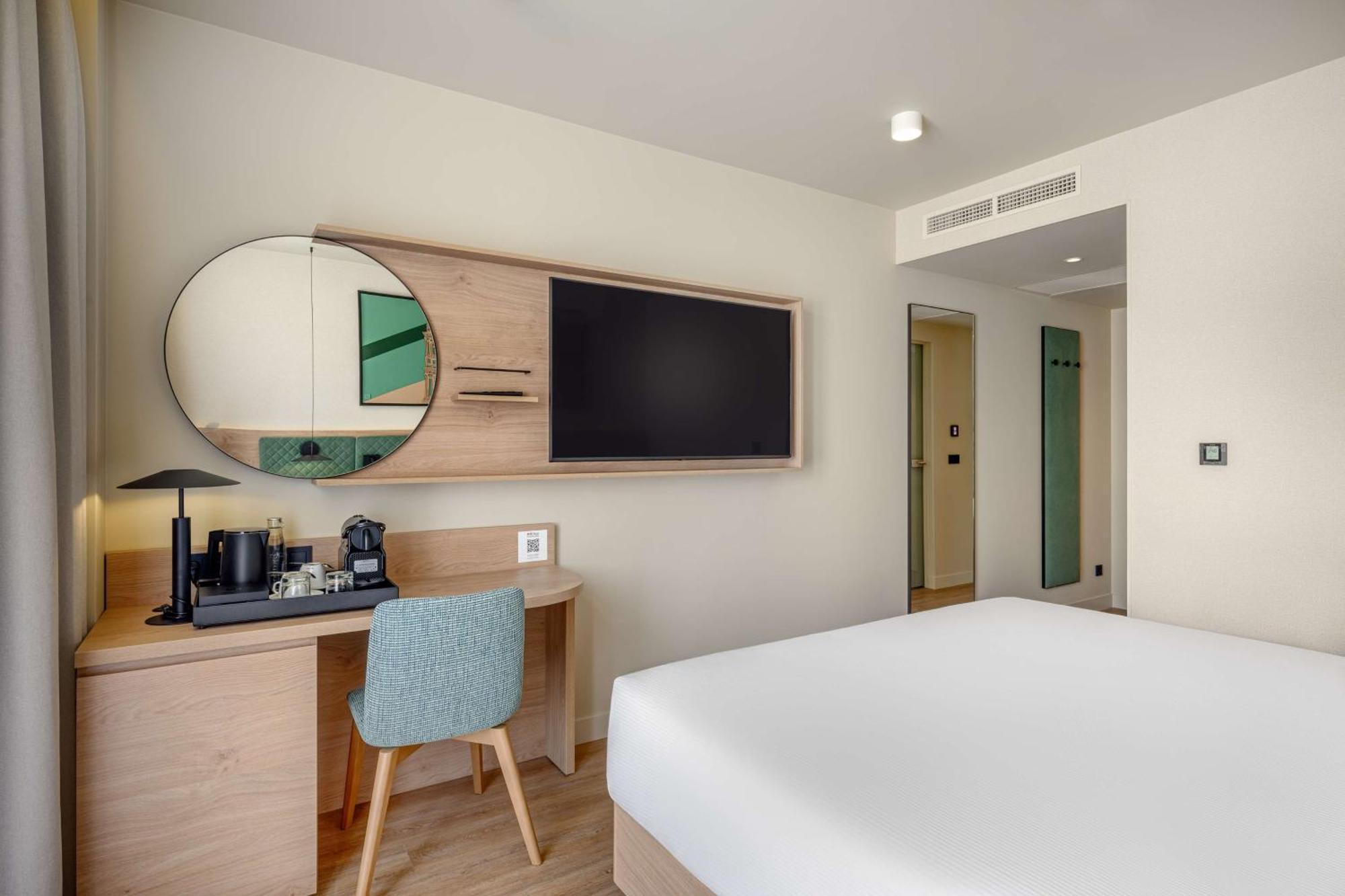 Hilton Garden Inn Debrecen City Center Ngoại thất bức ảnh