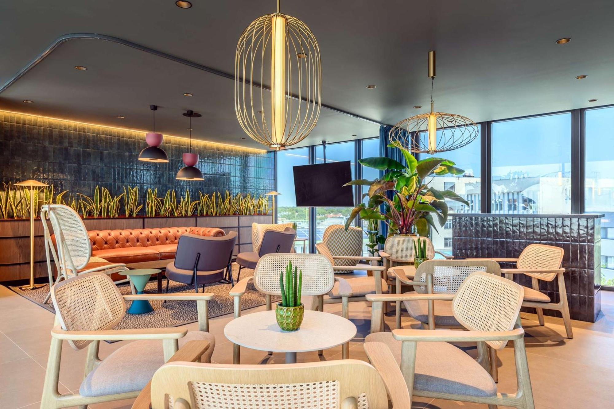 Hilton Garden Inn Debrecen City Center Ngoại thất bức ảnh