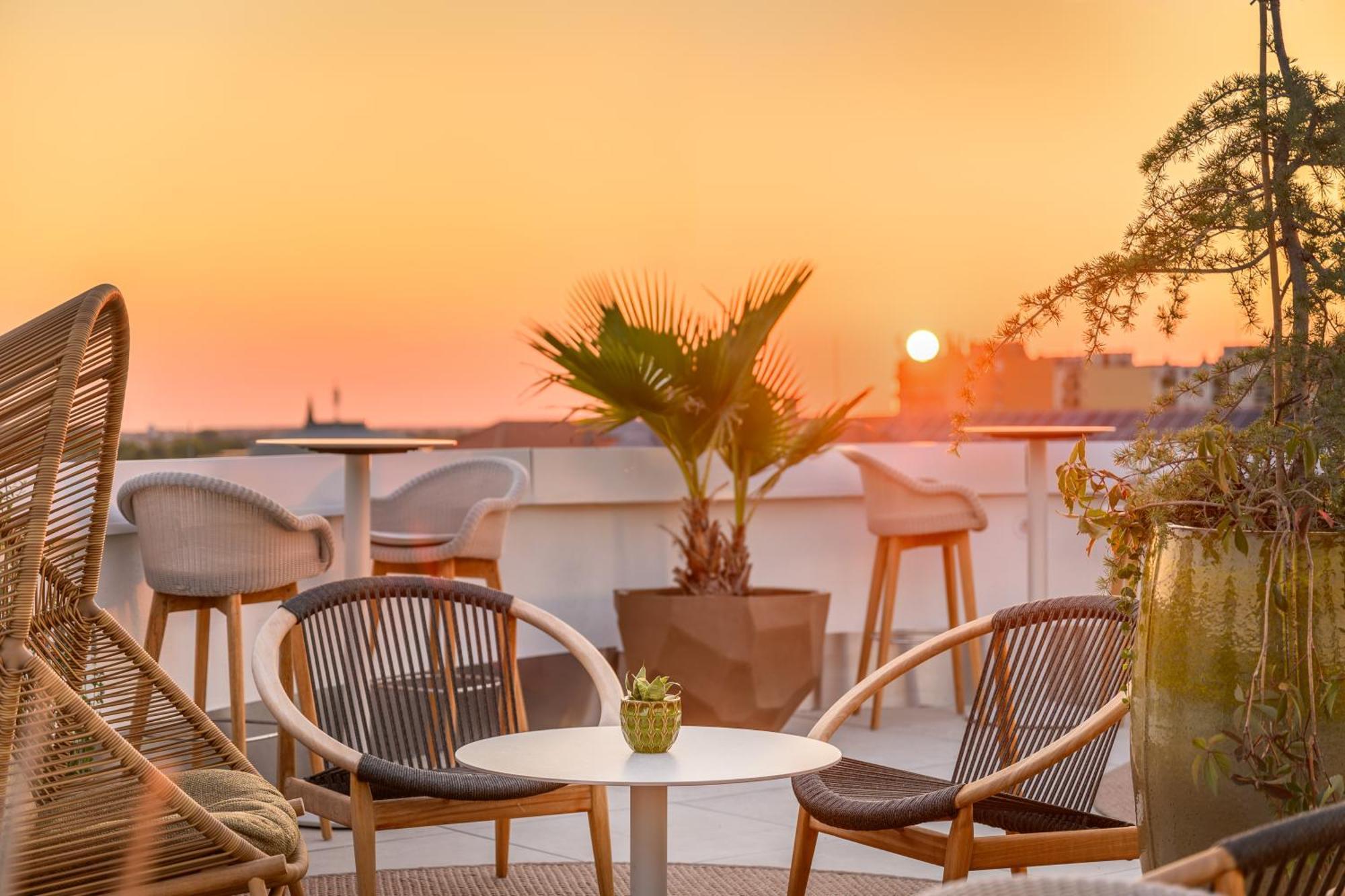 Hilton Garden Inn Debrecen City Center Ngoại thất bức ảnh