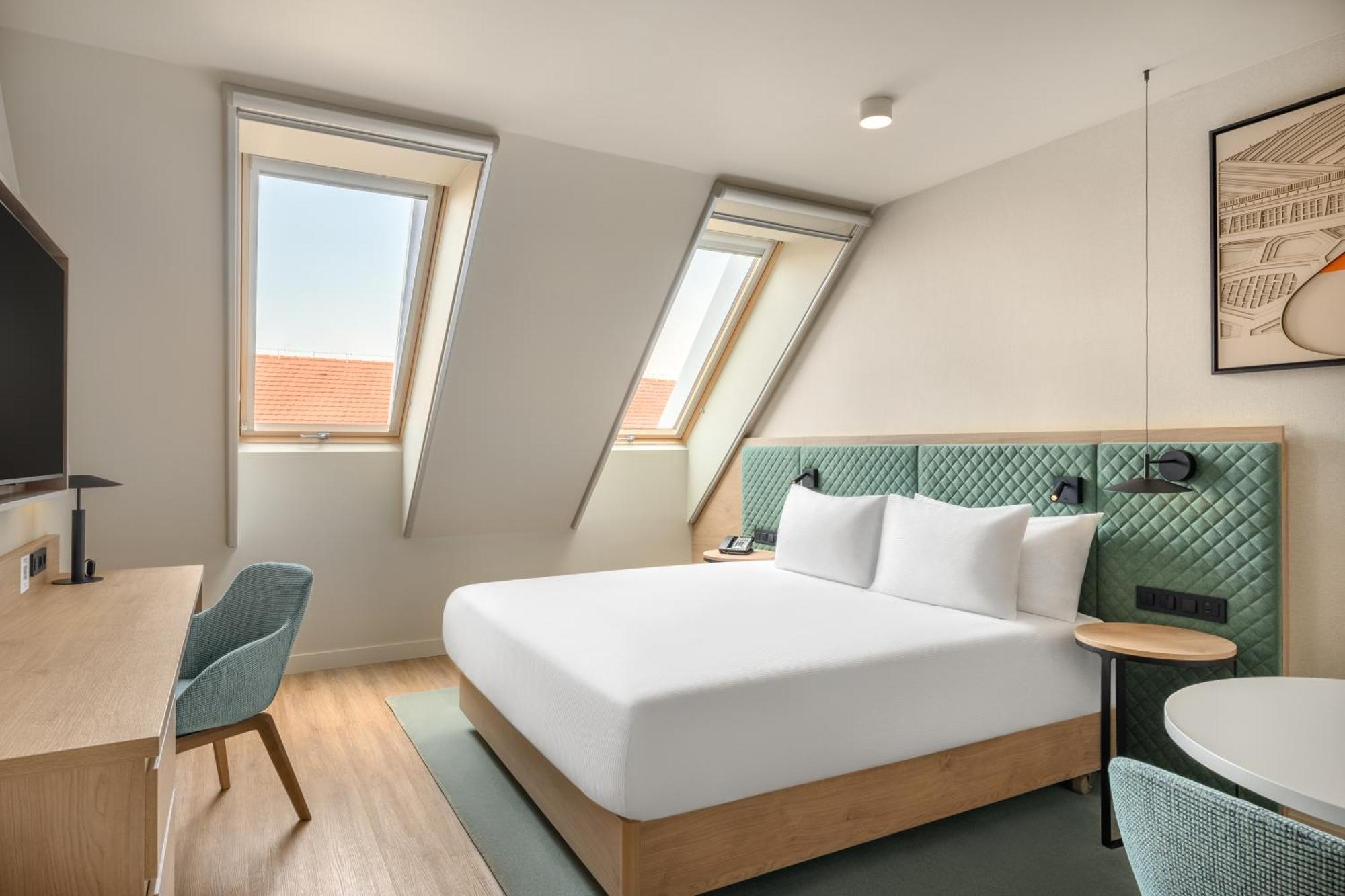 Hilton Garden Inn Debrecen City Center Ngoại thất bức ảnh
