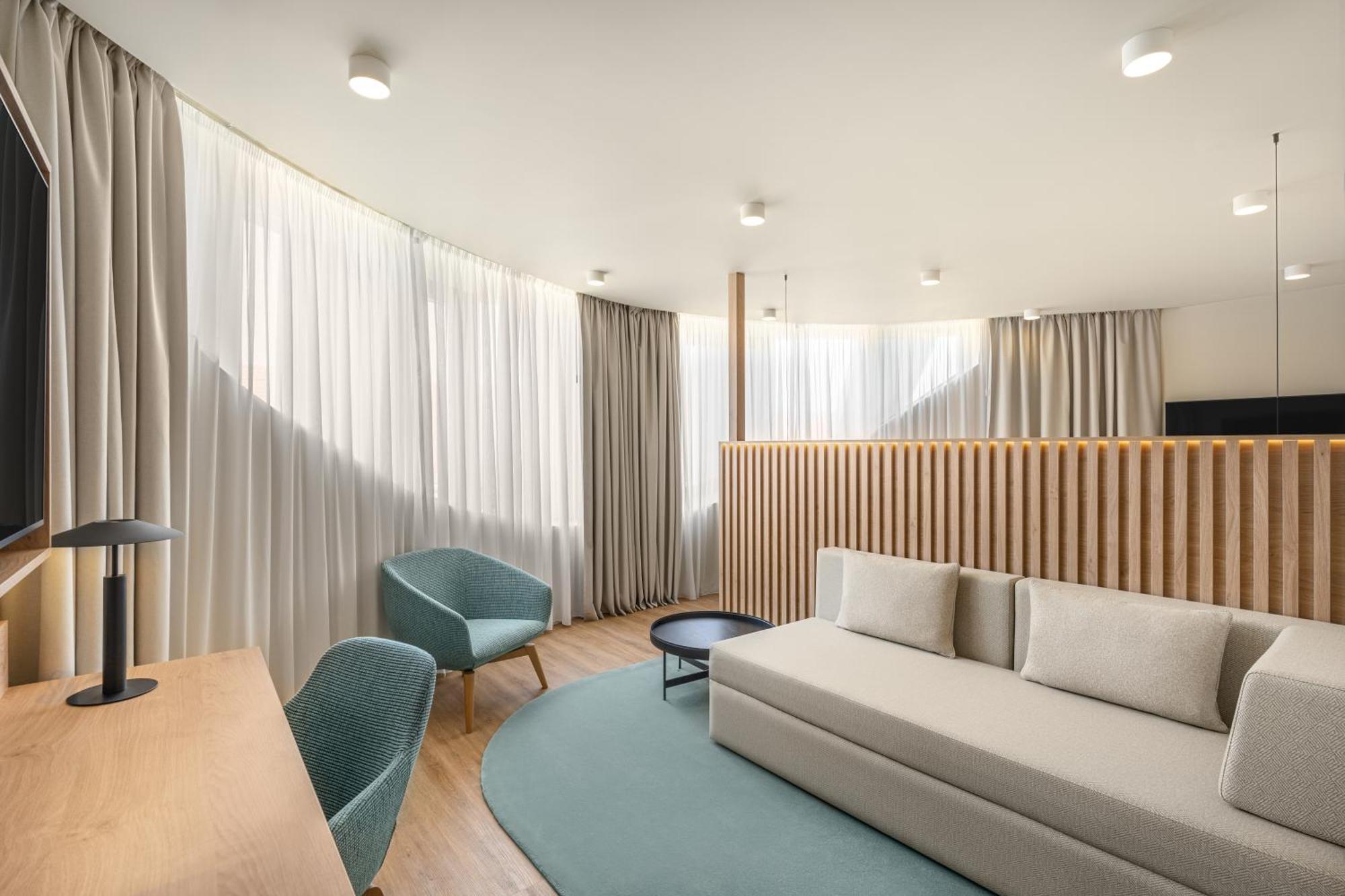 Hilton Garden Inn Debrecen City Center Ngoại thất bức ảnh